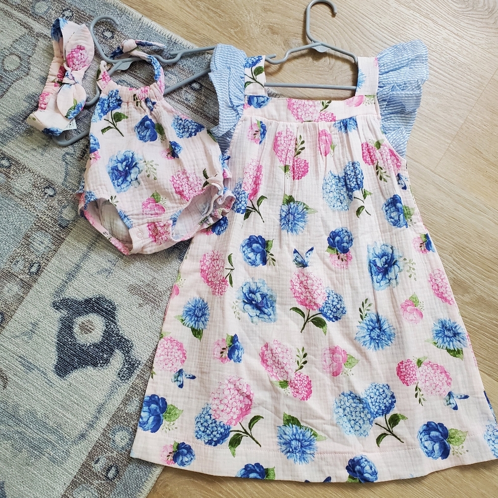 MudPie Sister Set Hydrangea Dress 5T and Bubble Romper Sz0-3m